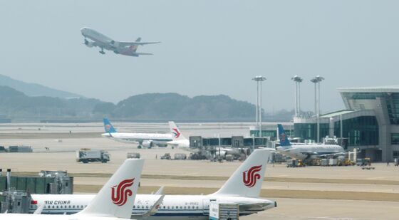 인천공항, 국제여객 '세계 3위' 비상
