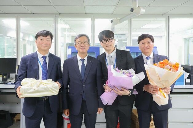 마사회 정기환 회장, 칭찬주인공 간담회 실시…우수 직원 격려