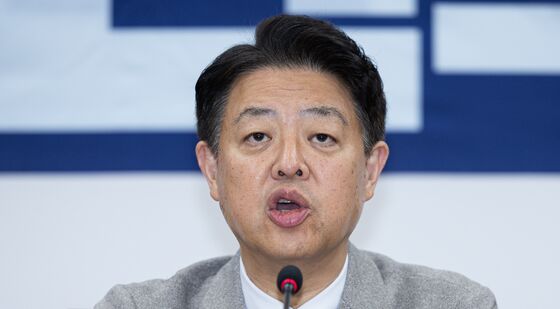 김건희·윤석열 100대 비리 의혹 국민특별검증단 브리핑 하는 김영호 단장