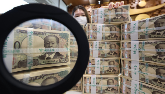 엔화 낙폭 0.8% 확대…일본은행 금리인상 선반영 "팩트에 팔아라"