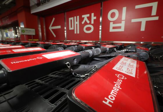 'MBK·김병주' 수사망 좁히는 法…홈플러스 사태, 분수령 D-25