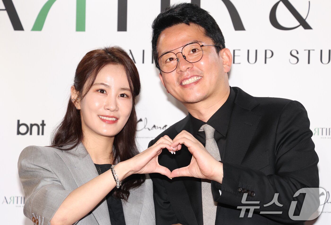 본문 이미지 - 개그맨 김지민, 김준호 부부 ⓒ News1 권현진 기자