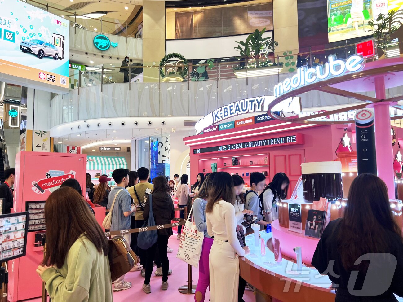 본문 이미지 - 에이피알 홍콩 팝업스토어 모습. &#40;에이피알 제공&#41;