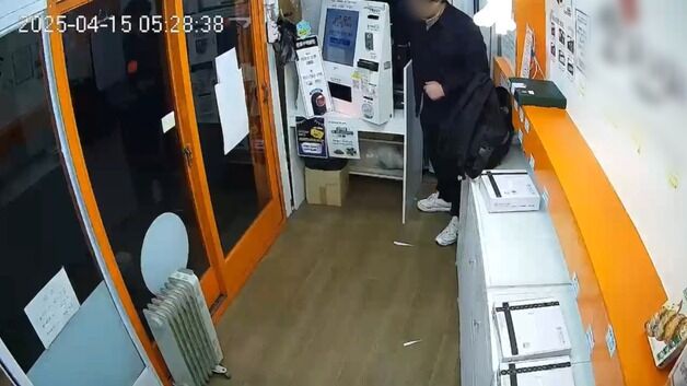 서울 용산 일대 무인점포 10곳 턴 30대 남성 구속
