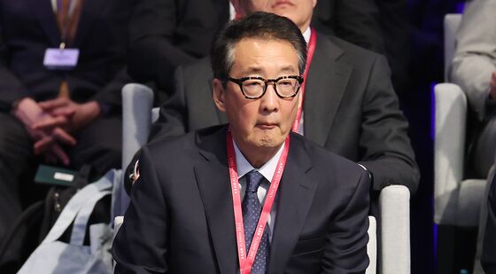 아산 플래넘 2025 참석한 빅터 차