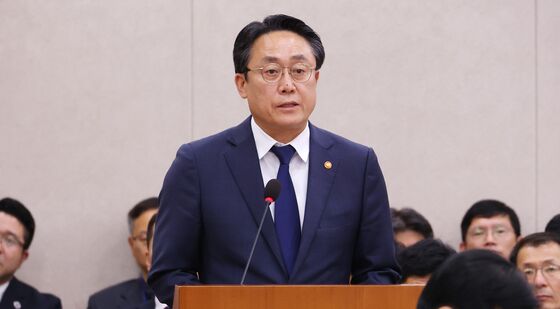 강도형 장관, 추경예산안 제안 설명