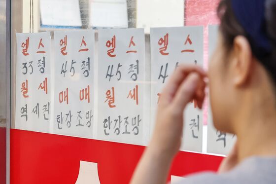 전세 실종, 월세 전환 가속…세입자만 '불안' [6·27 규제 한달]③