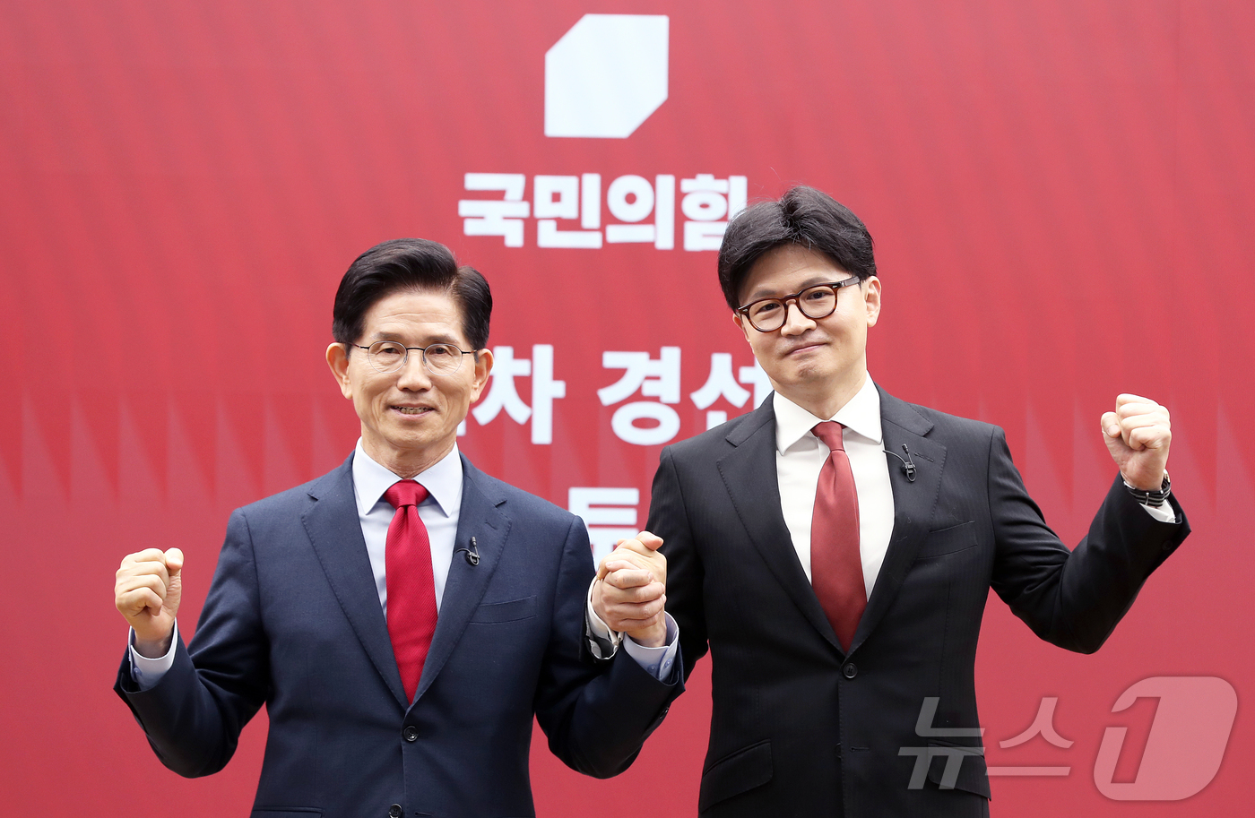 (서울=뉴스1) 국회사진취재단 = 김문수 국민의힘 경선 후보가 23일 서울 영등포구 중앙당사에서 열린 제21대 대통령후보자 선출을 위한 2차 경선 토론회 미디어 데이에서 1:1 맞 …