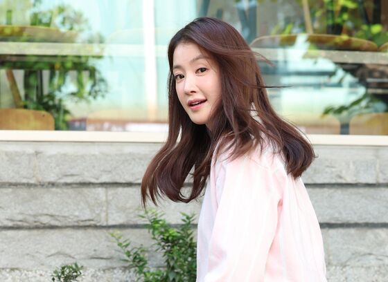 이시영 임신에 "전 남편 동의 없이도 시험관 시술 가능"…'규정 공백'