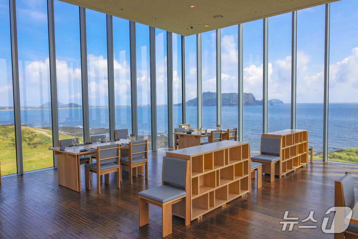 본문 이미지 - 글라스 하우스 2층.&#40;휘닉스 아일랜드 제공, 재판매 및 DB 금지&#41;