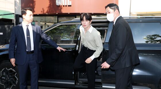 현재, 신사동에서 화보를
