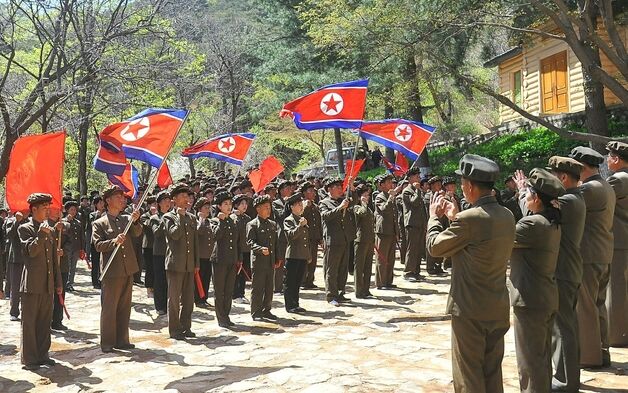 '빨치산' 창건일 앞두고 결속 도모…"북러, 새 전성기" 평가[데일리 북한]