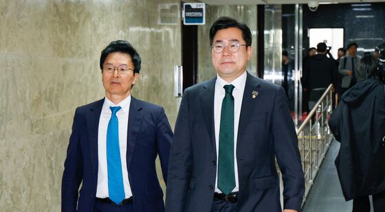 의총 향하는 박찬대 직무대행