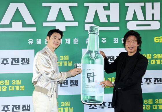 유해진·이제훈의 '소주전쟁'…"술술 읽히고 '짠짠' 했다"(종합)