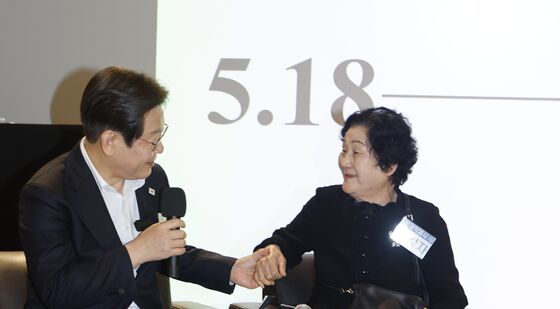 문재학 열사 어머니 만난 이재명 대표