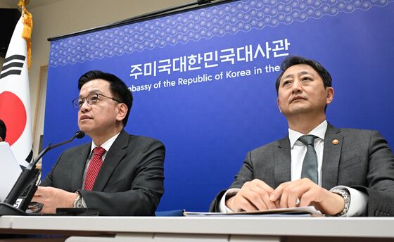 최상목 "관세협의, 美측 방위비 언급 전혀 없어…예상한 수준"[문답]
