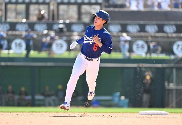 '번뜩인 주루' 김혜성, MLB 두 번째 경기서 첫 도루 성공