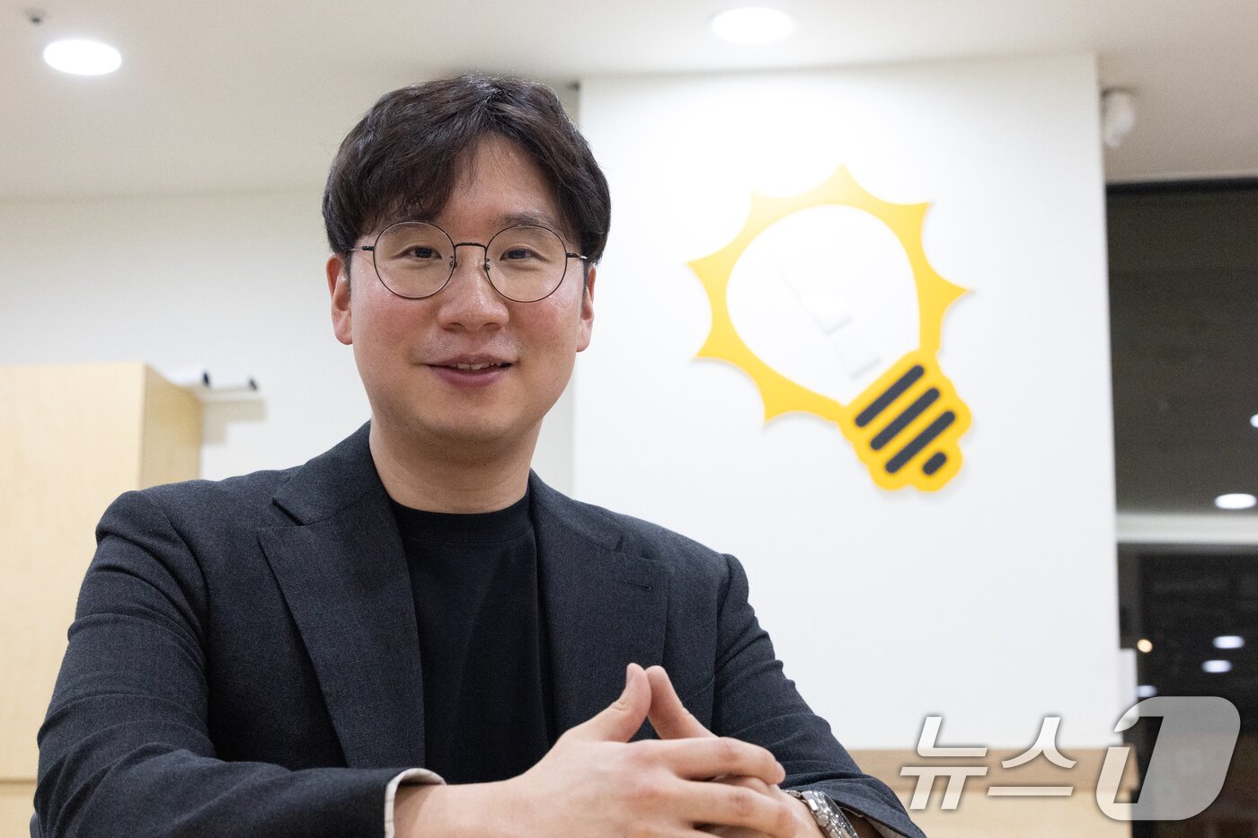 본문 이미지 - 이호영 십시일방 대표가 24일 서울 성동구 한양대학교 한양종합기술연구원에서 뉴스1과 인터뷰하고 있다. ⓒ News1 이승배 기자