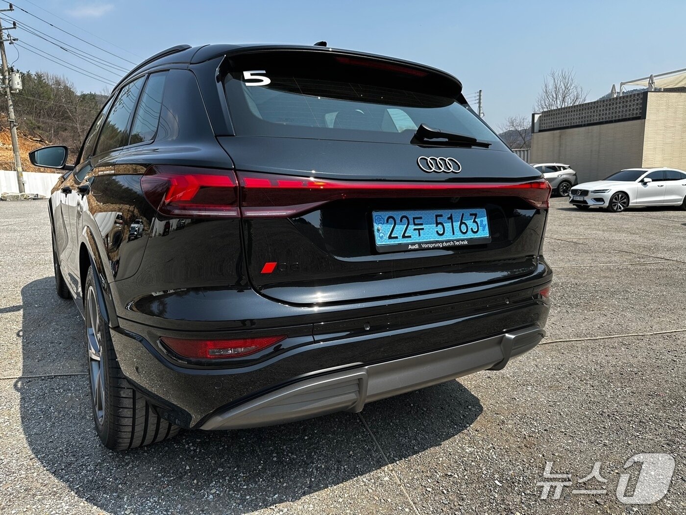 본문 이미지 -  아우디 Q6 e-트론.ⓒ 뉴스1 이동희 기자 