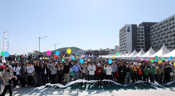 제주 '차없는 거리 걷기'행사