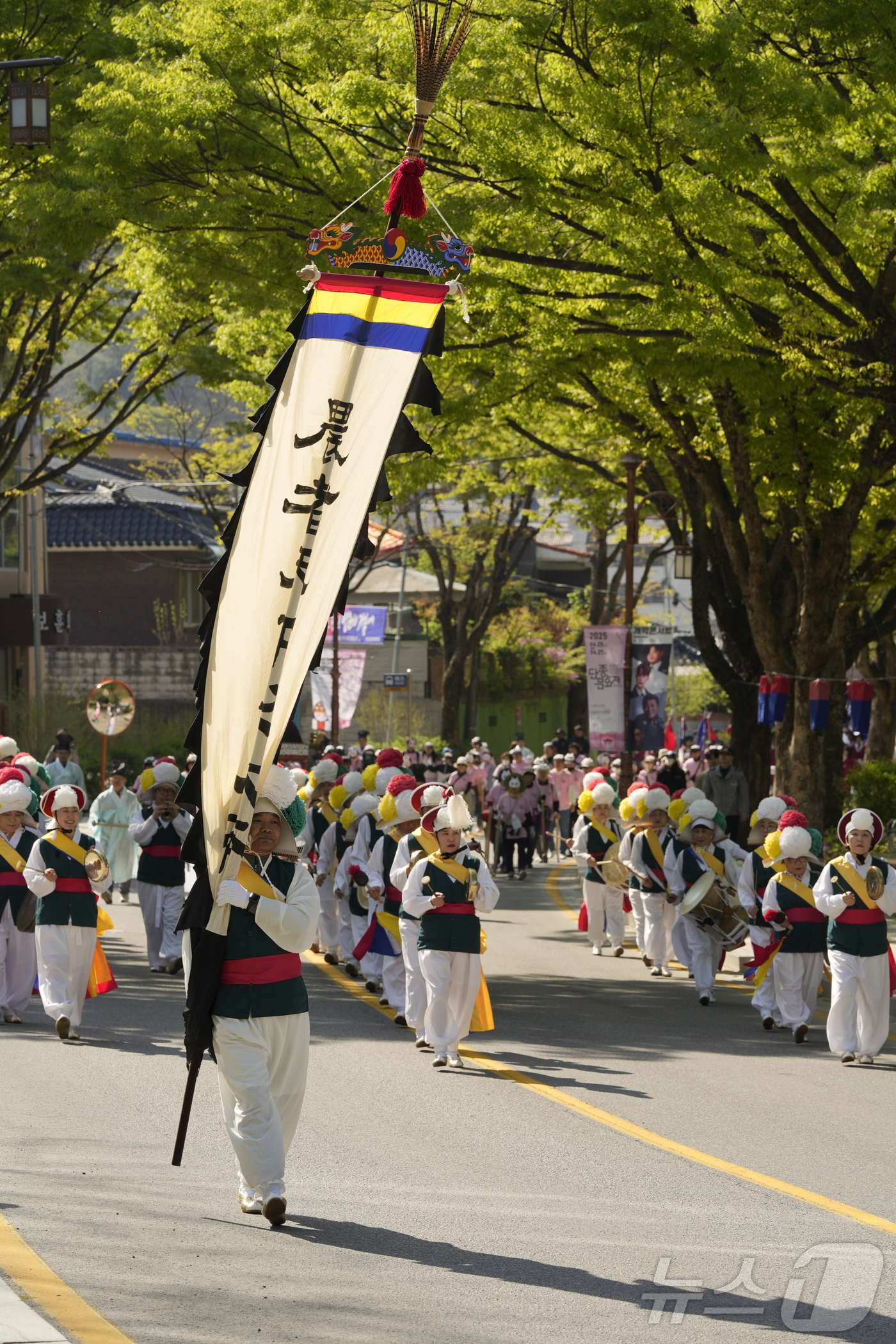 (영월=뉴스1) 윤왕근 기자 = 26일 강원 영월 장릉에서 조선 제6대 임금 단종의 고혼과 충신들의 넋을 기리기 위한 제58회 단종문화제가 열리고 있다.(영월군 제공, 재판매 및 …