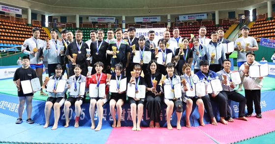 2025 전국생활체육대축전 씨름 입상자 기념촬영