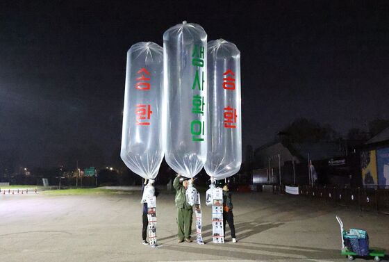경기도, 대북전단 살포 수사 착수…납북자가족 "공권력 남용"(종합)