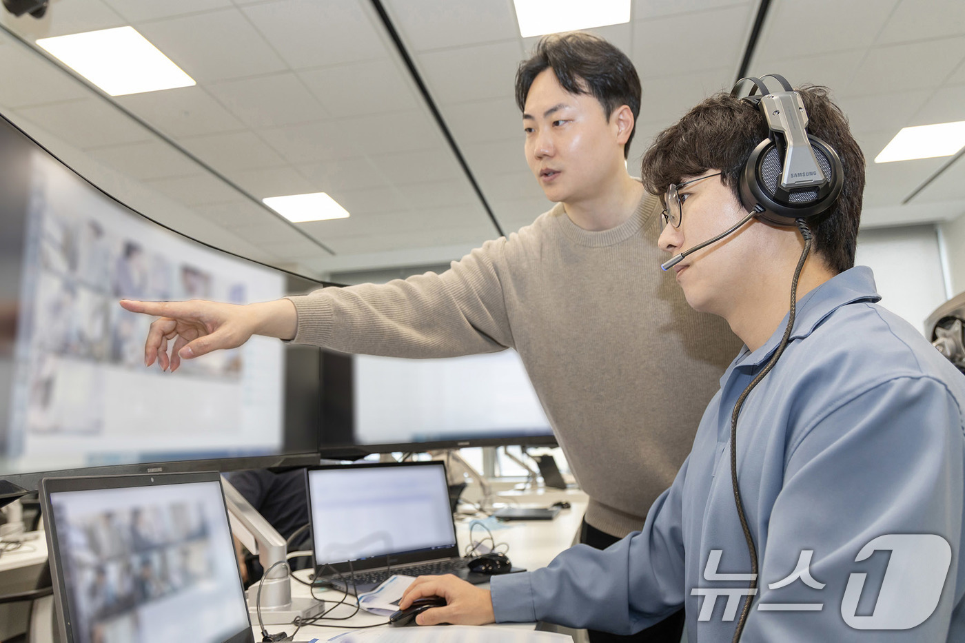 (서울=뉴스1) 박지혜 기자 = 삼성은 지난 26일부터 이틀간 입사 지원자를 대상으로 삼성직무적성검사(GSAT·Global Samsung Aptitude Test)를 진행했다고 2 …