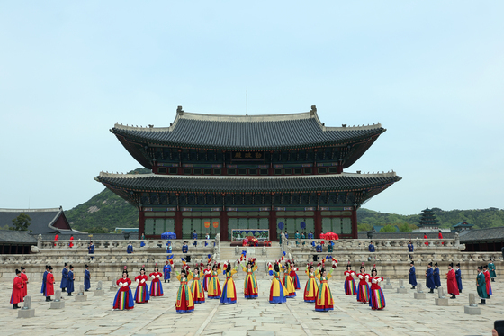 경복궁 근정전, 국보 제223호로 지정되다 [김정한의 역사&오늘]