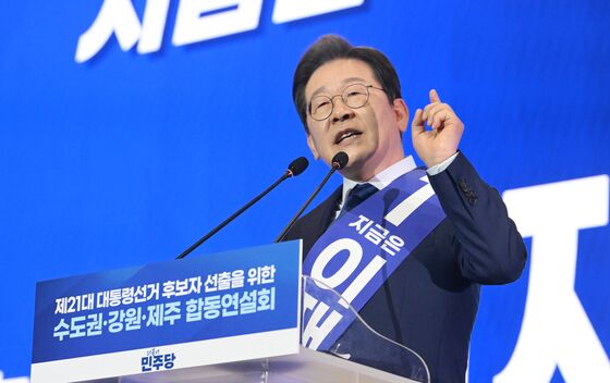 [대선 스타트] 이재명, 실용·중도보수 천명…반도체·AI '성장' 방점