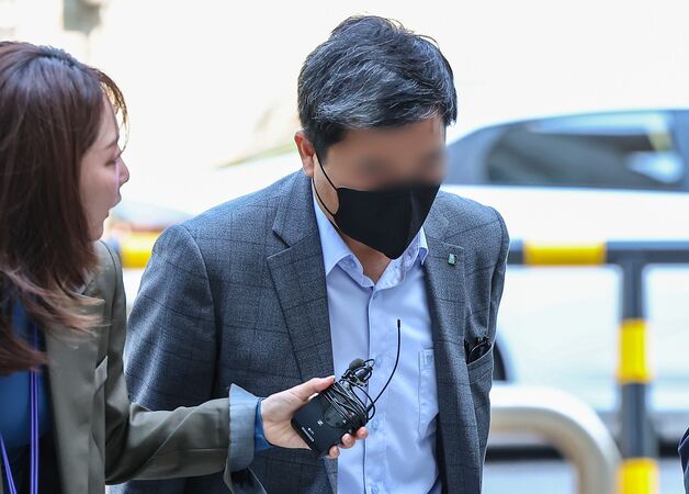 '882억 부당대출 의혹' 기업은행 전·현직 직원 구속영장 기각