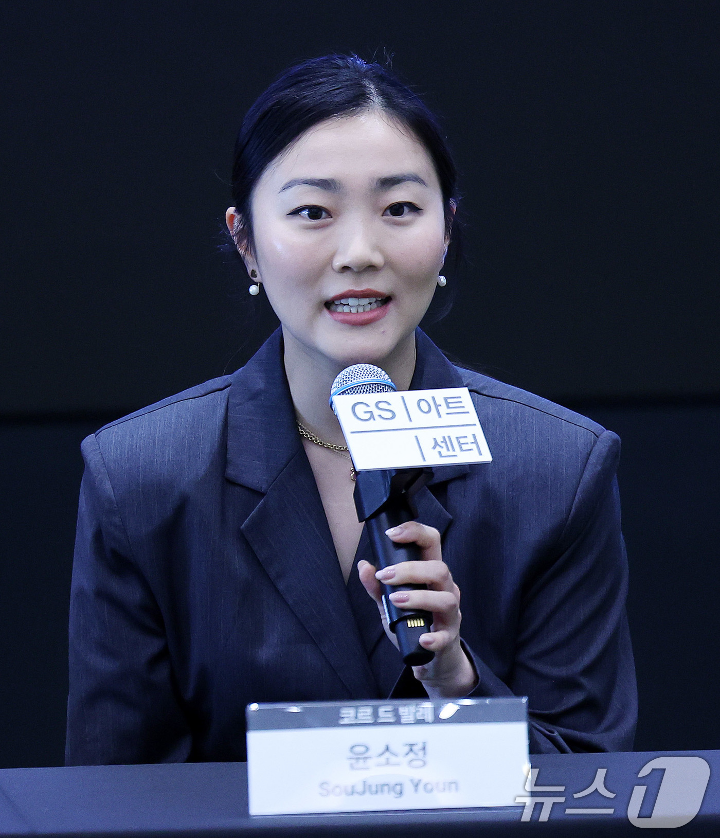 (서울=뉴스1) 박지혜 기자 = 윤소정 무용수가 28일 서울 강남구 GS타워에서 열린 2025 GS아트센터 예술가들 시리즈 스페인 국립 플라멩코 발레단X마르코스 모라우 아파나도르 …