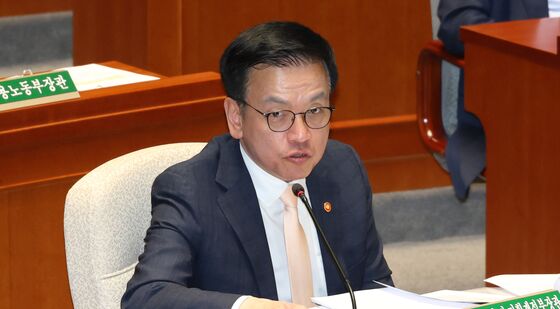 질의 답하는 최상목 부총리