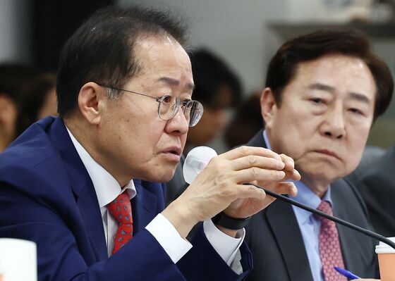 시작된 대선 레이스…804만 '표밭' 中企 찾는 후보들