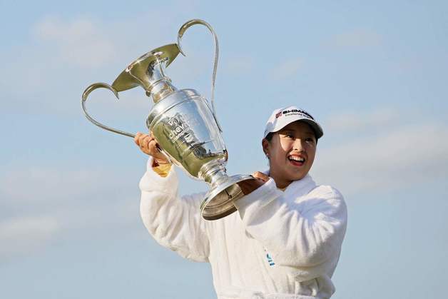 [포토] 메이저 대회서 LPGA 첫 우승한 日 사이고 마오