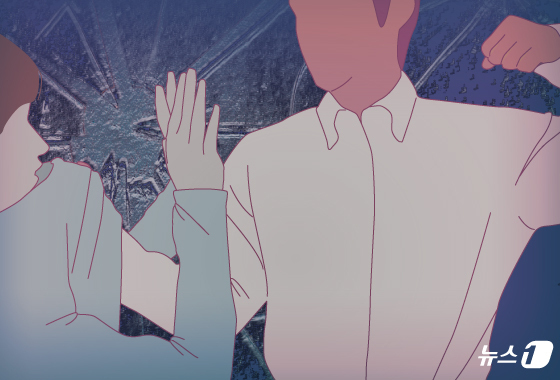 바늘 꽂고 혈서에 오물까지…'결혼지옥' 보여준 남편 항소심서 감형