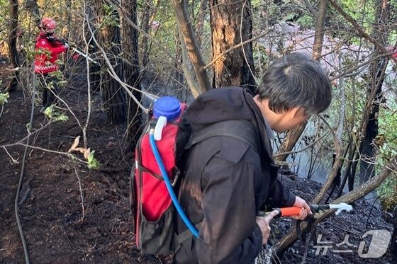 충주 대소원면 종교시설 산림서 불…1시간여 만에 완진(종합)