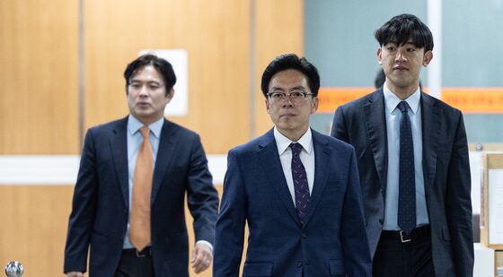 공판 출석하는 윤승영 전 수사기획조정관