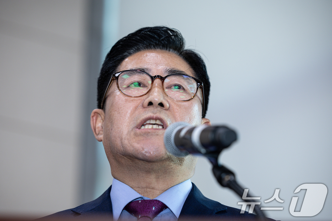 (서울=뉴스1) 이재명 기자 = 김규환 대한석탄공사 사장이 29일 오전 서울 여의도 제424회 국회(임시회) 산업통상자원중소벤처기업위원회 제3차 전체회의에서 강승규 국민의힘 의원의 …