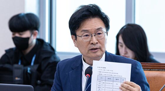 의사진행발언 하는 정진욱 의원