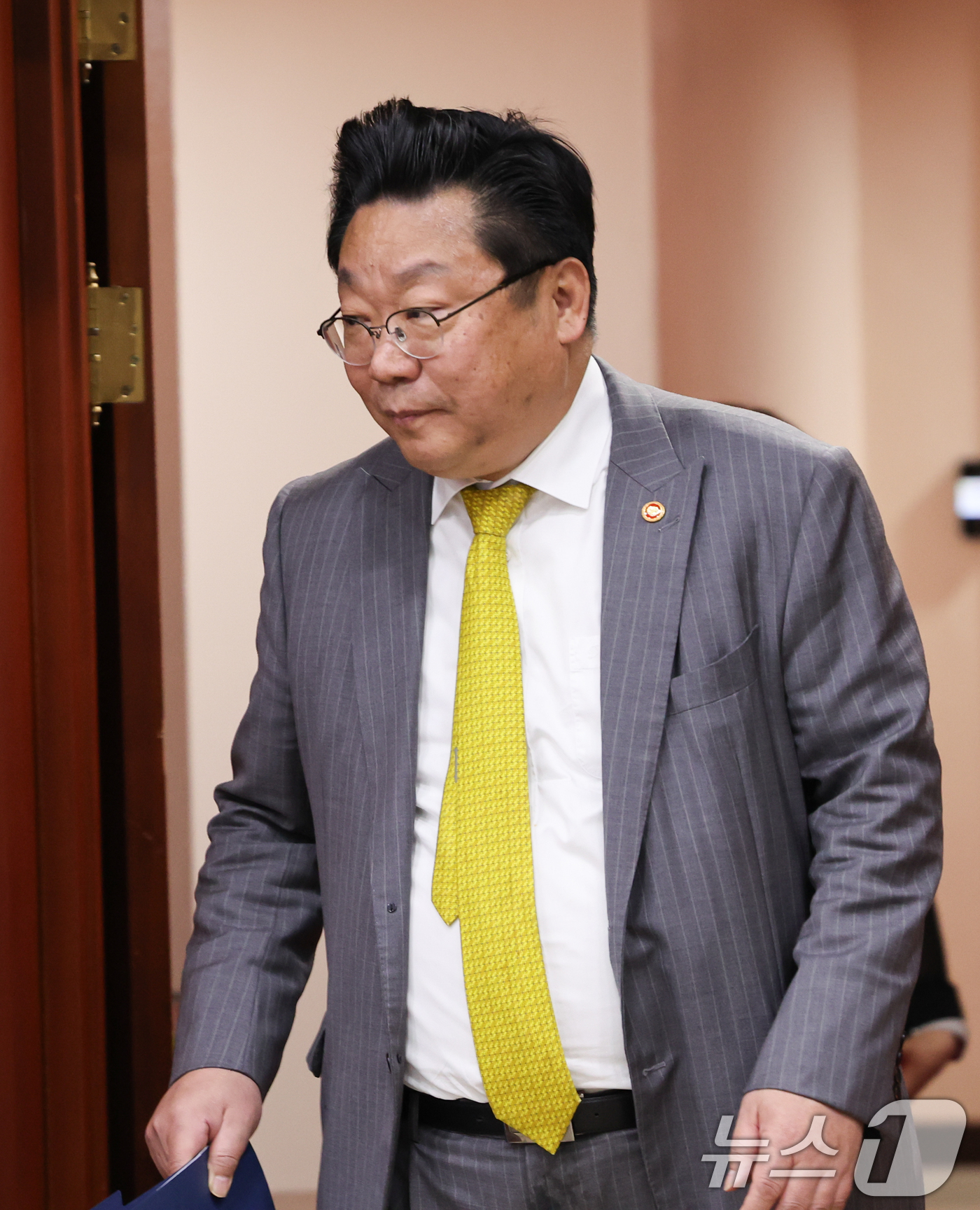 (서울=뉴스1) 허경 기자 = 주형환 저출산고령사회위원회 부위원장이 29일 서울 종로구 정부서울청사에서 열린 제11차 인구비상대책회의에 참석하고 있다. 2025.4.29/뉴스1