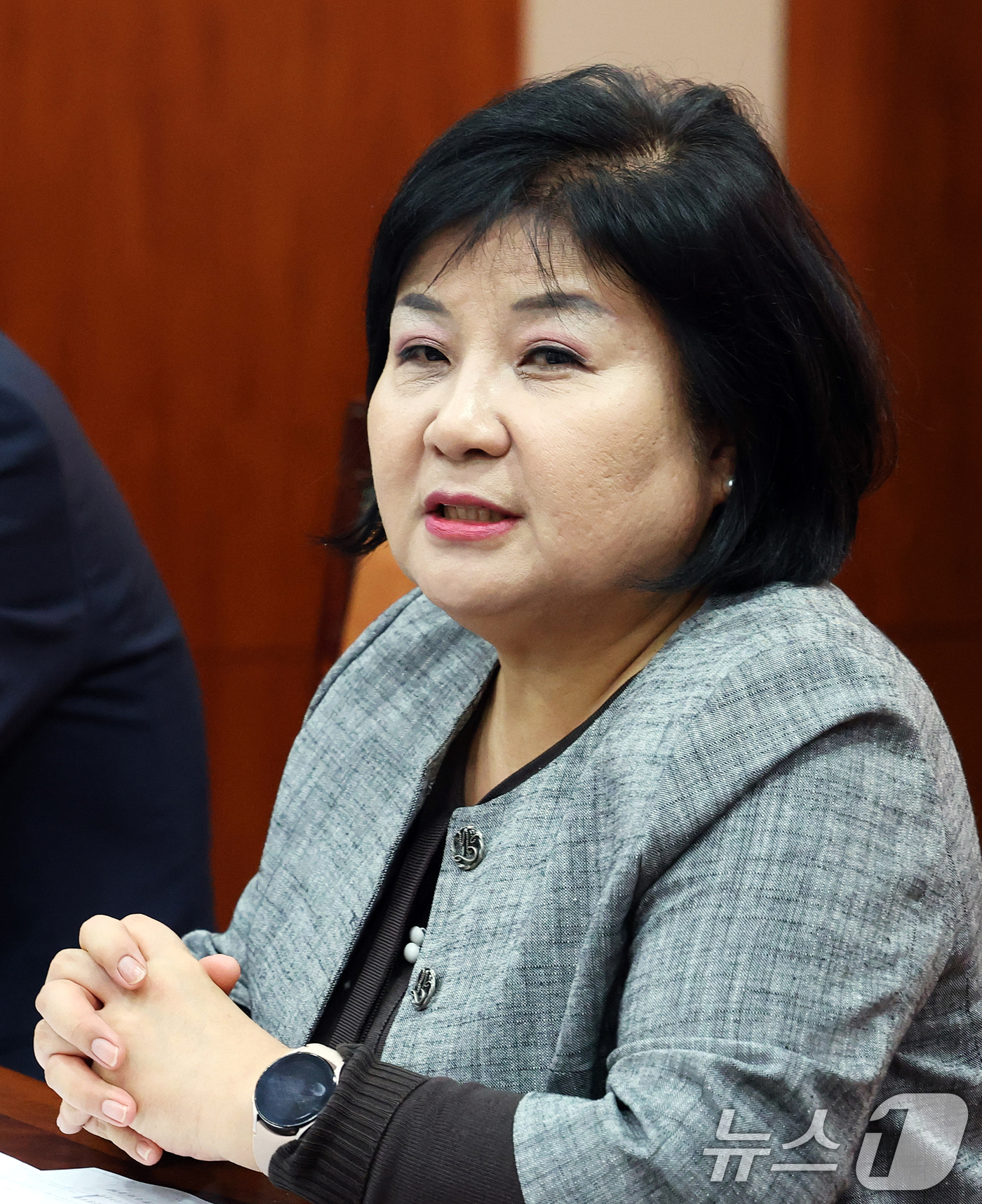 (서울=뉴스1) 오대일 기자 = 김미영 금융감독원 금융소비자보호처장이 29일 오후 서울 영등포구 금융감독원에서 열린 공모펀드 상품설명 합리화를 위한 TF 킥오프 회의에서 모두발언을 …