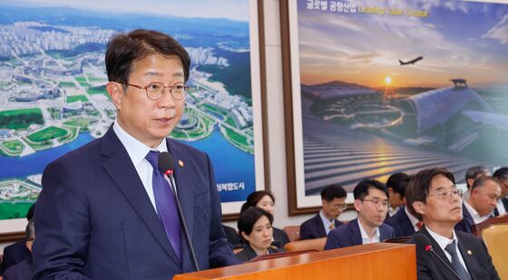 추경안 통과 인사말하는 박상우 국토장관