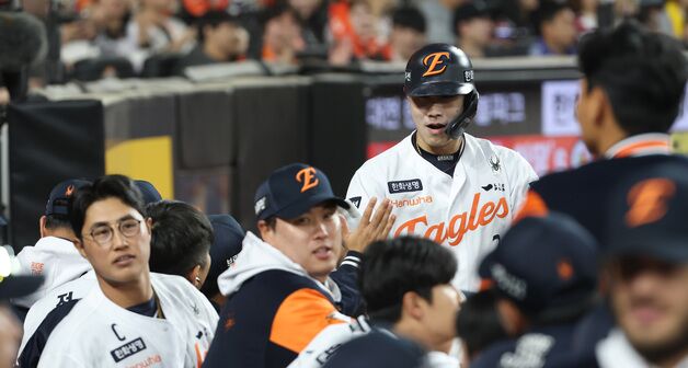 나 역전 홈런이야...외면 세리머니에 당황한 심우준
