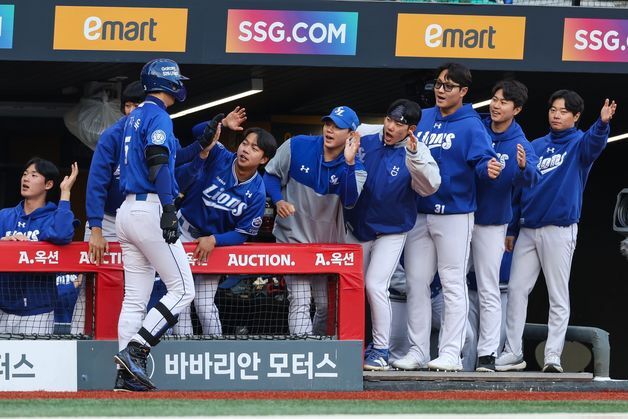 '3연패' LG 독주 체제 깨졌다…'6연승' 삼성, 2경기 차 추격(종합)