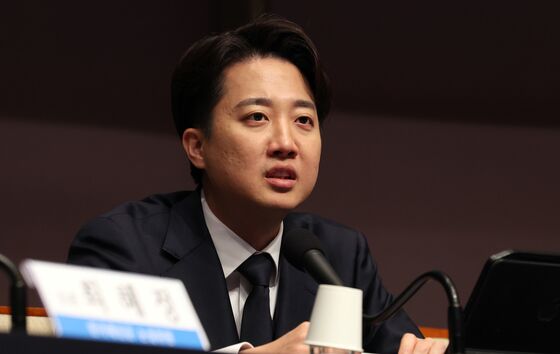 이준석 "이재명 괴짜 경제학은 매표…한동훈 정치화 덜 돼"(종합)