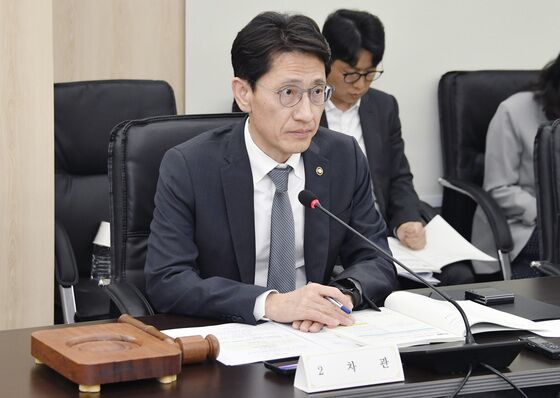 기재차관 "대내외 여건 녹록지 않아…공공기관 적기 투자집행을"
