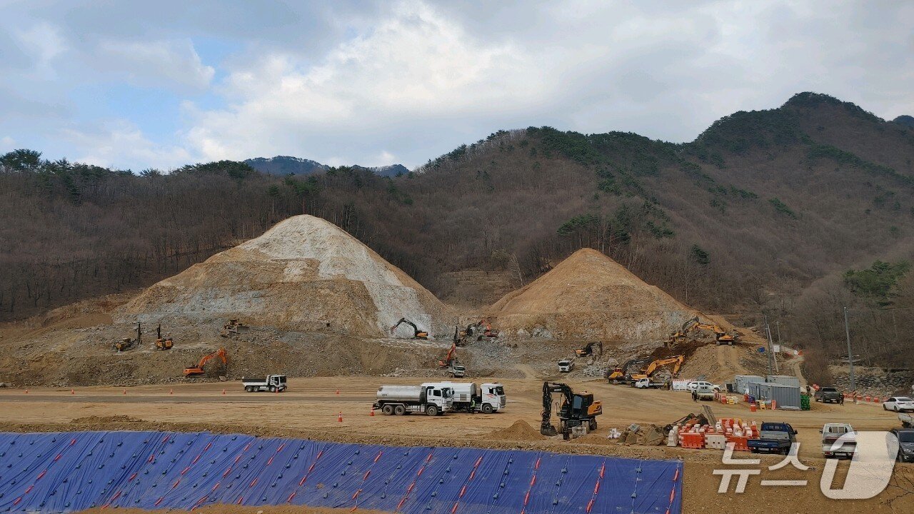 본문 이미지 - 충북 영동군 양강면 일대 영동양수발전소 공사 현장 /뉴스1 