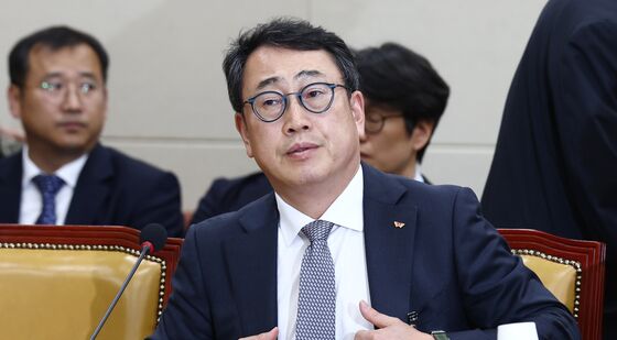 청문회 출석한 유영상 SKT 대표