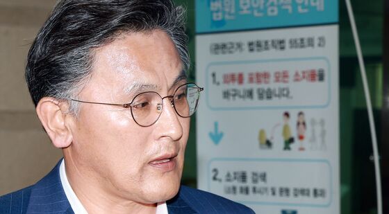 뇌물 수수 혐의 박성만 경북도의회 의장, '구속 갈림길'